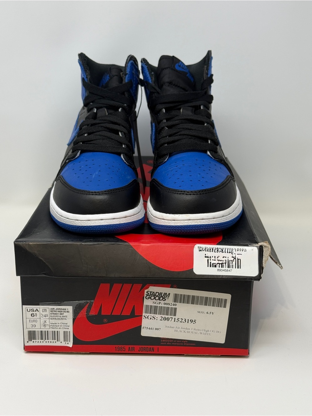 Size 6.5Y - 2017 Nike Air Jordan 1 Retro High OG BG Royal 575441-007